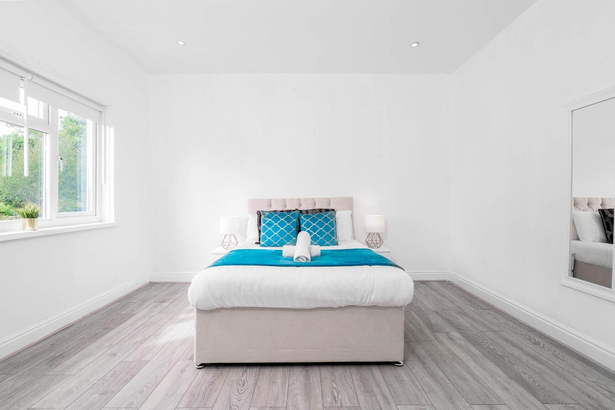Five Bedroom Townhouse - Near City Centre - Edgbaston - On Street Parking - Wifi - Netflix - 974P Birmingham Exterior foto