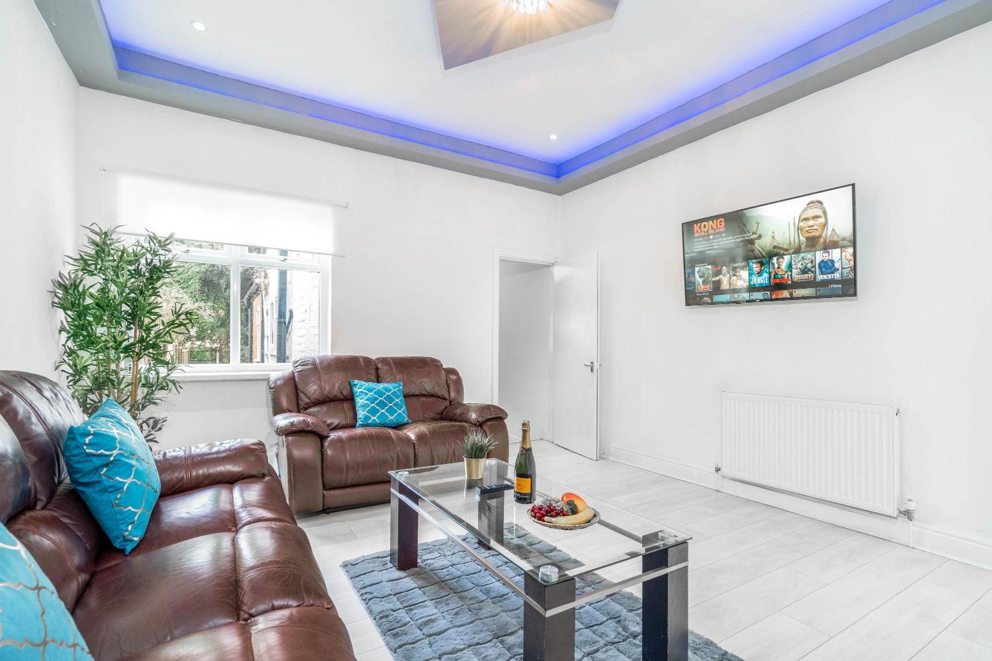 Five Bedroom Townhouse - Near City Centre - Edgbaston - On Street Parking - Wifi - Netflix - 974P Birmingham Exterior foto